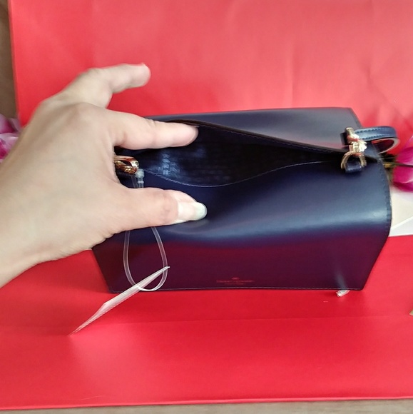 NWT Kate Spade wallet Crossbody - Picture 3 of 5
